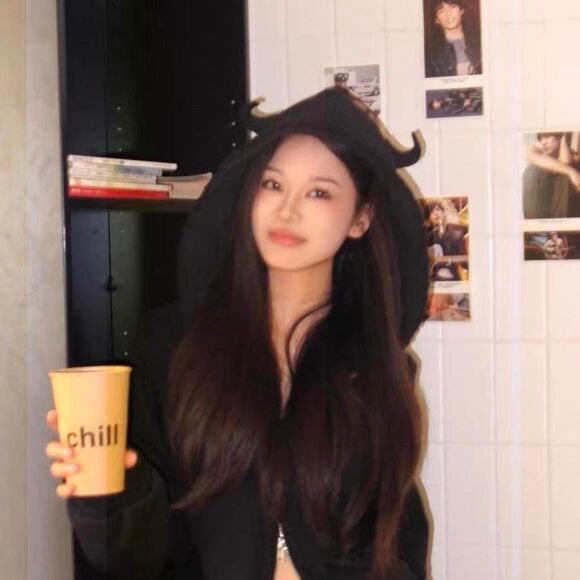 Indie designer devil hoodie with back bow tie - Picture 2 of 8